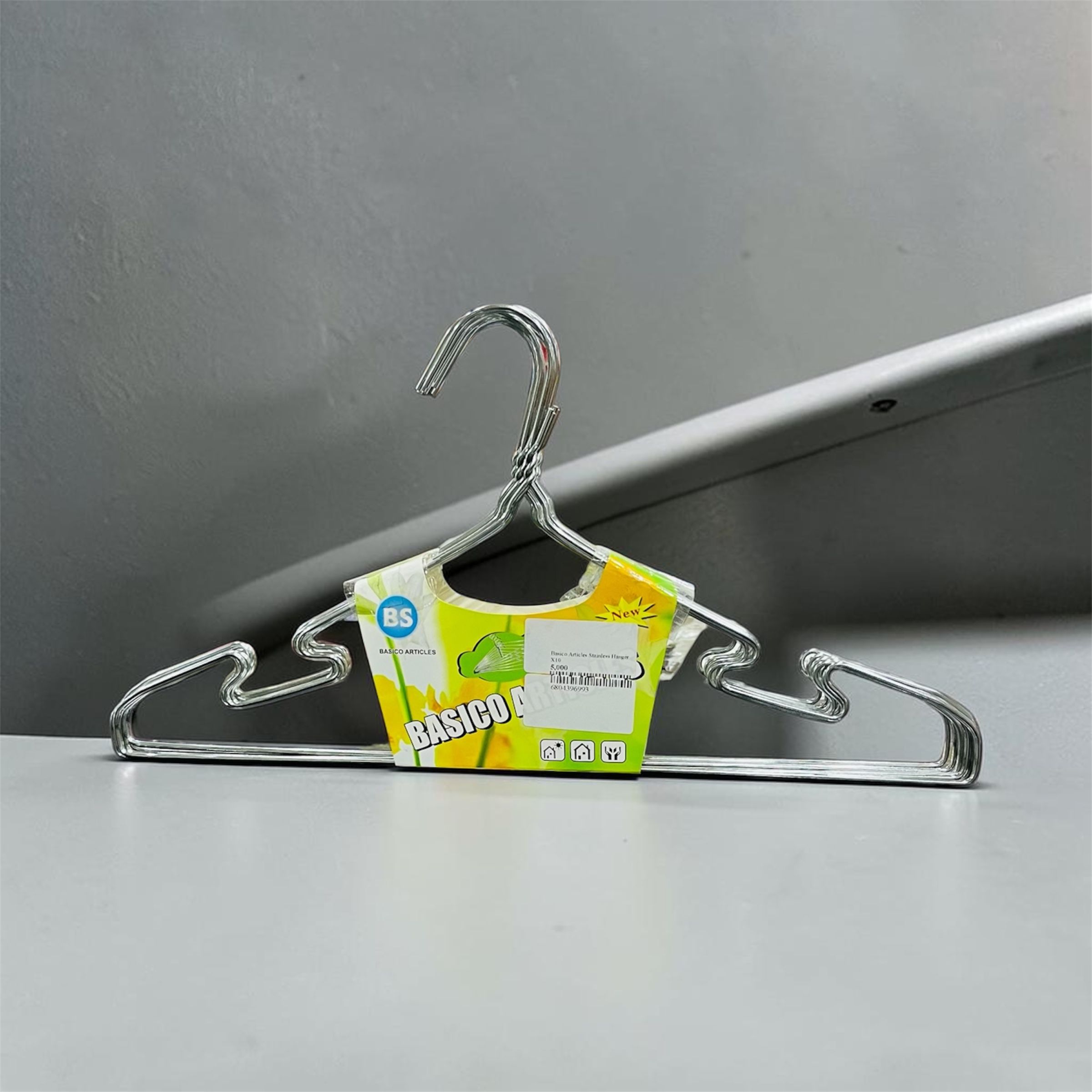 BASICO STAINLESS HANGER